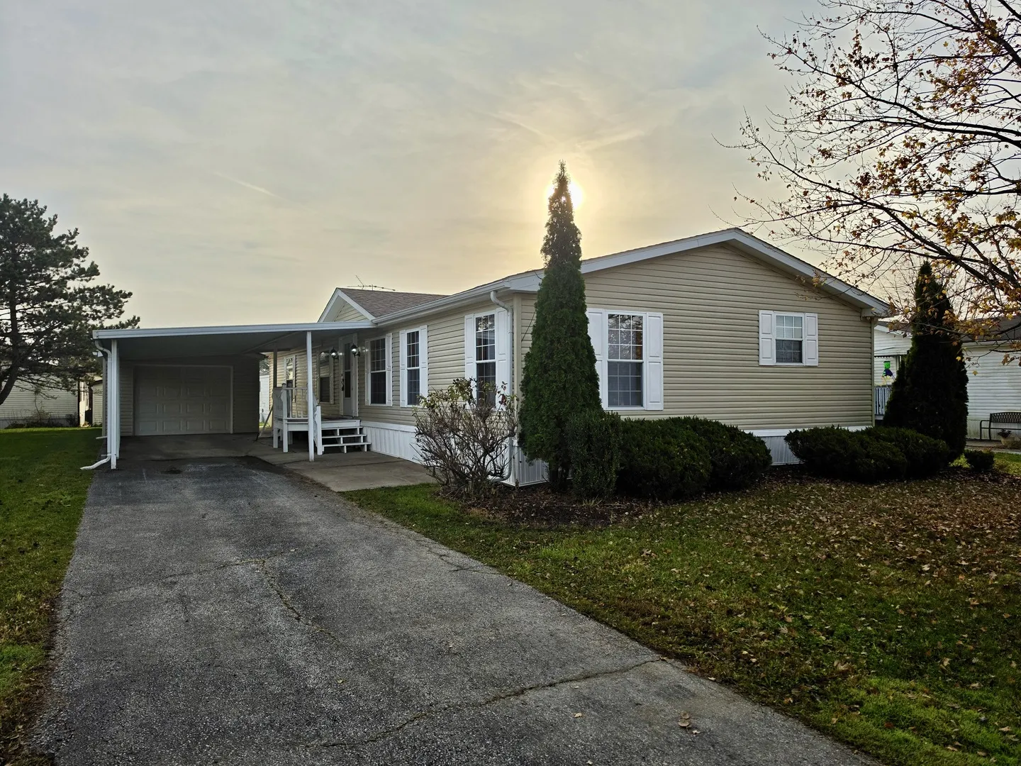11 Blue Bird Lane IL