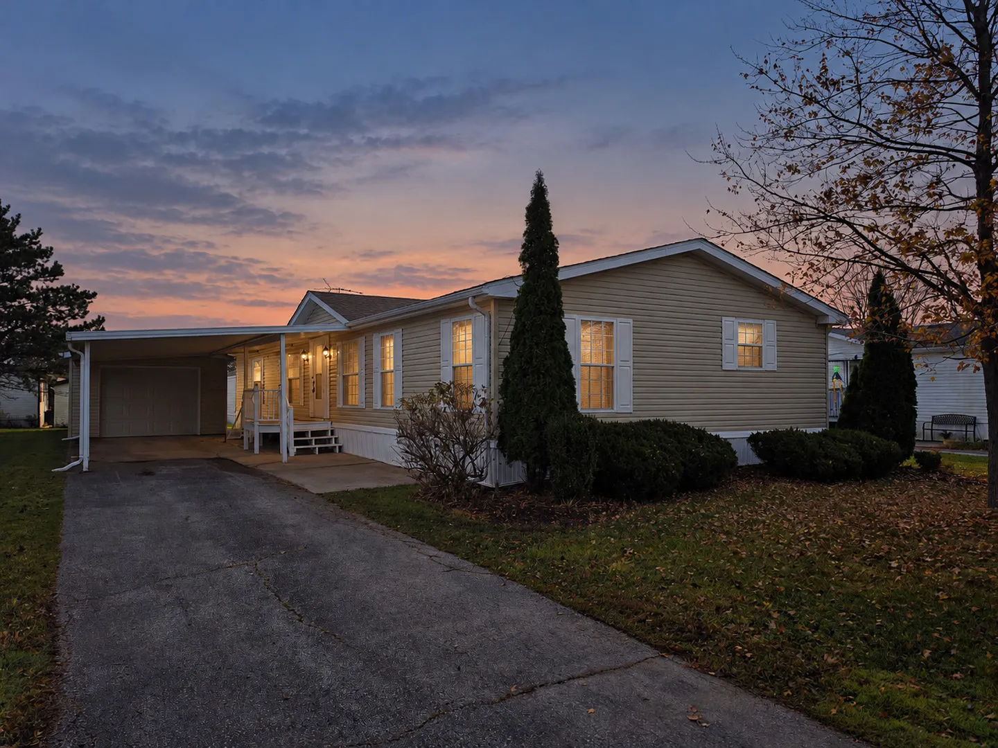 11 Blue Bird Lane IL