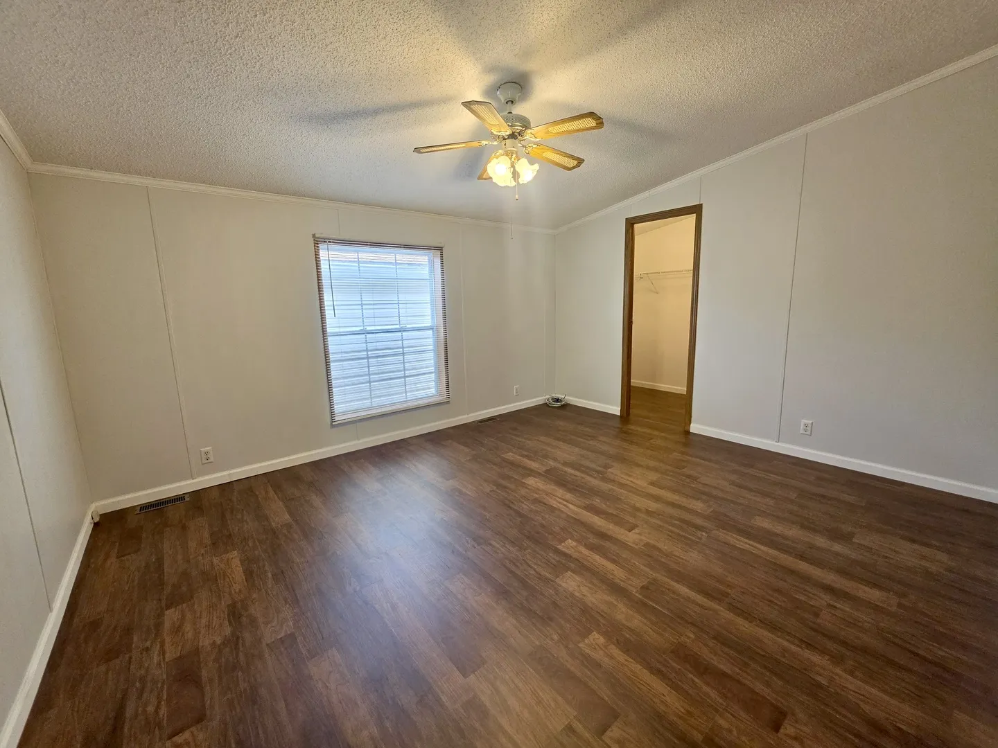 11 Blue Bird Lane IL