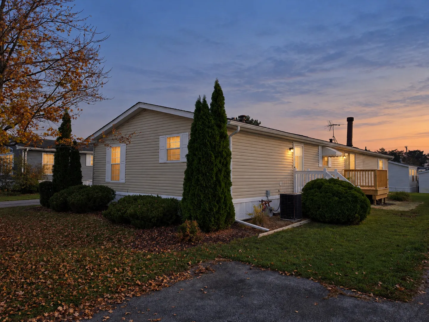 11 Blue Bird Lane IL