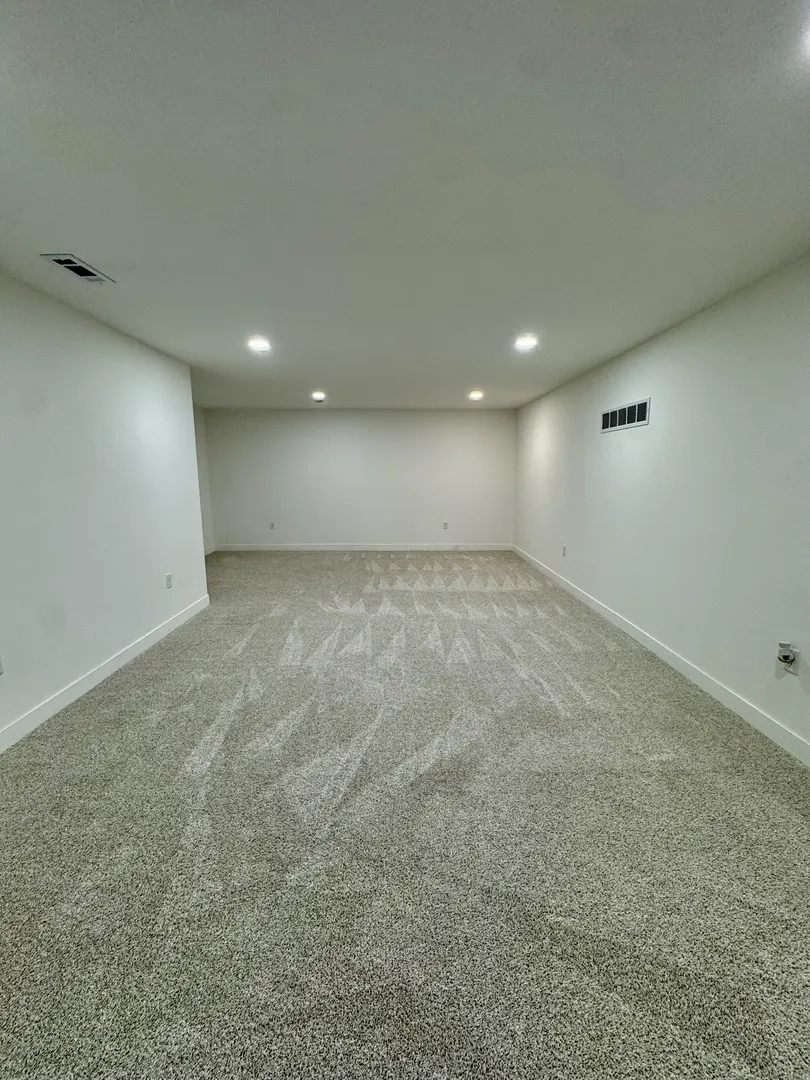 813 WILLIAMS Way IL