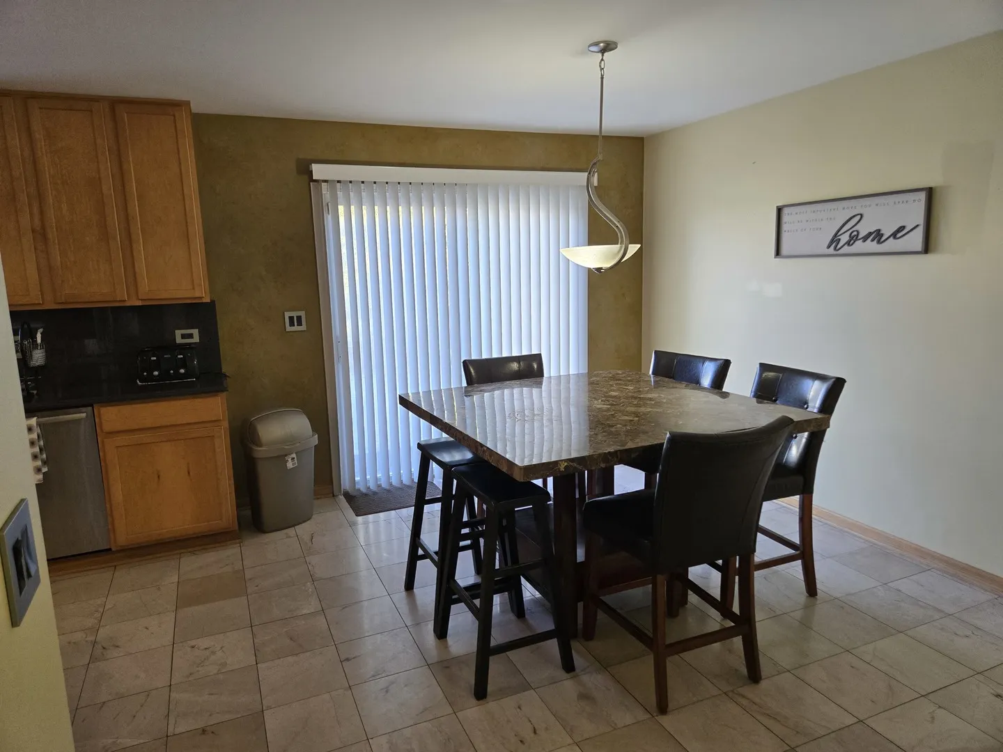 3242 Kenilworth Lane IL