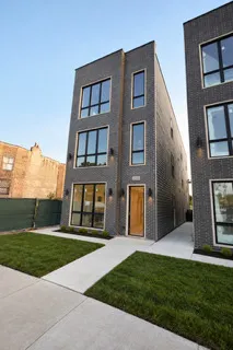 3153 W Monroe Street N IL #3