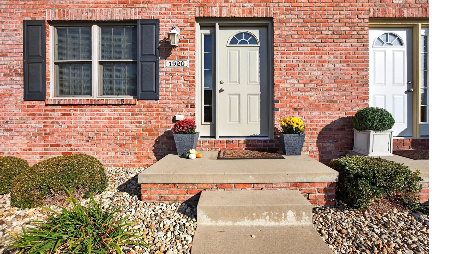 1920 Glenbridge Road IL
