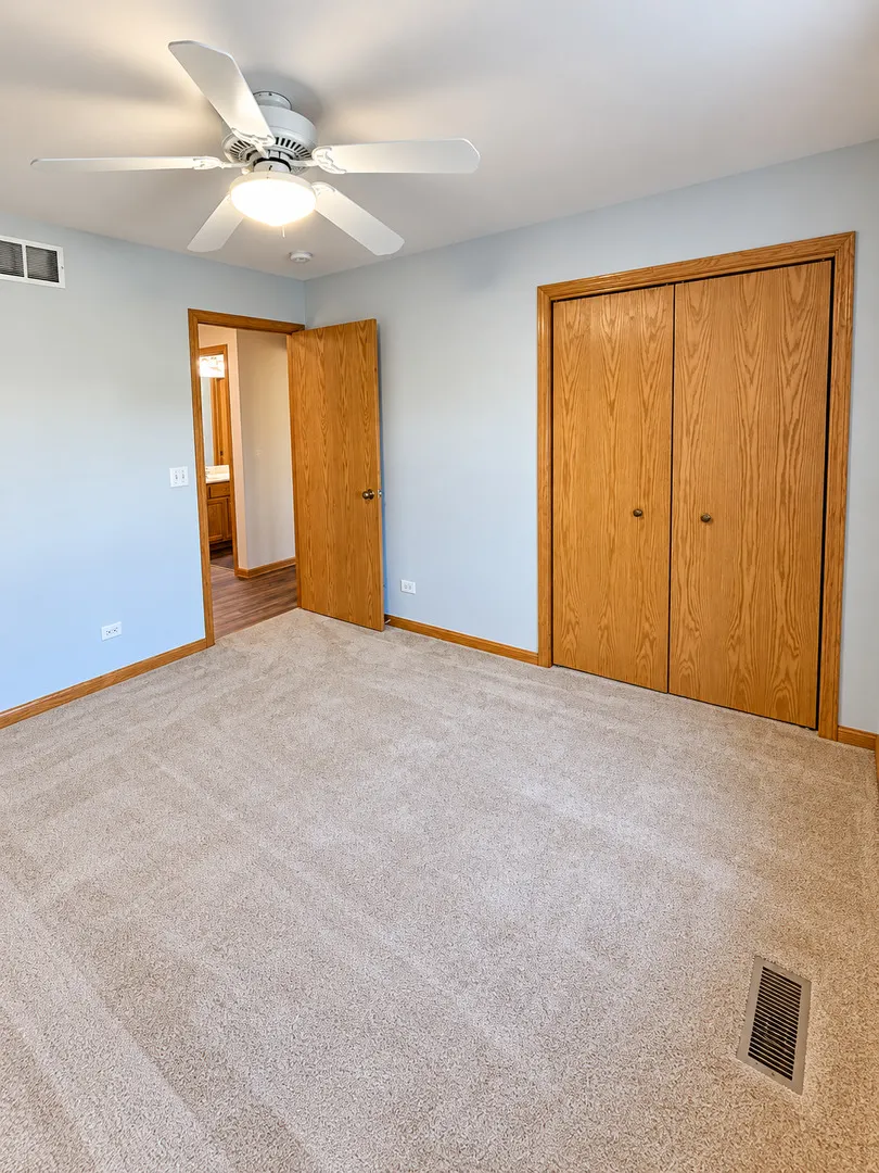 1394 Teakwood Lane IL