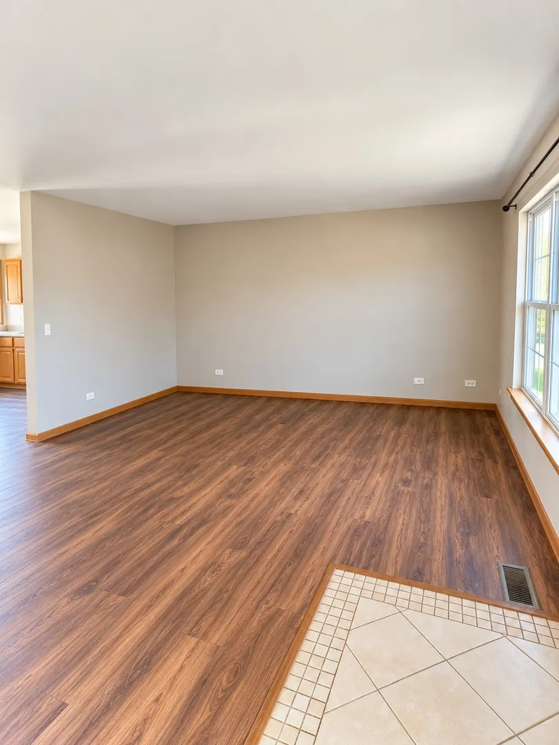 1394 Teakwood Lane IL