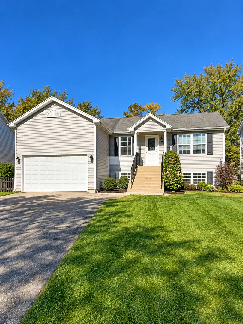 1394 Teakwood Lane IL