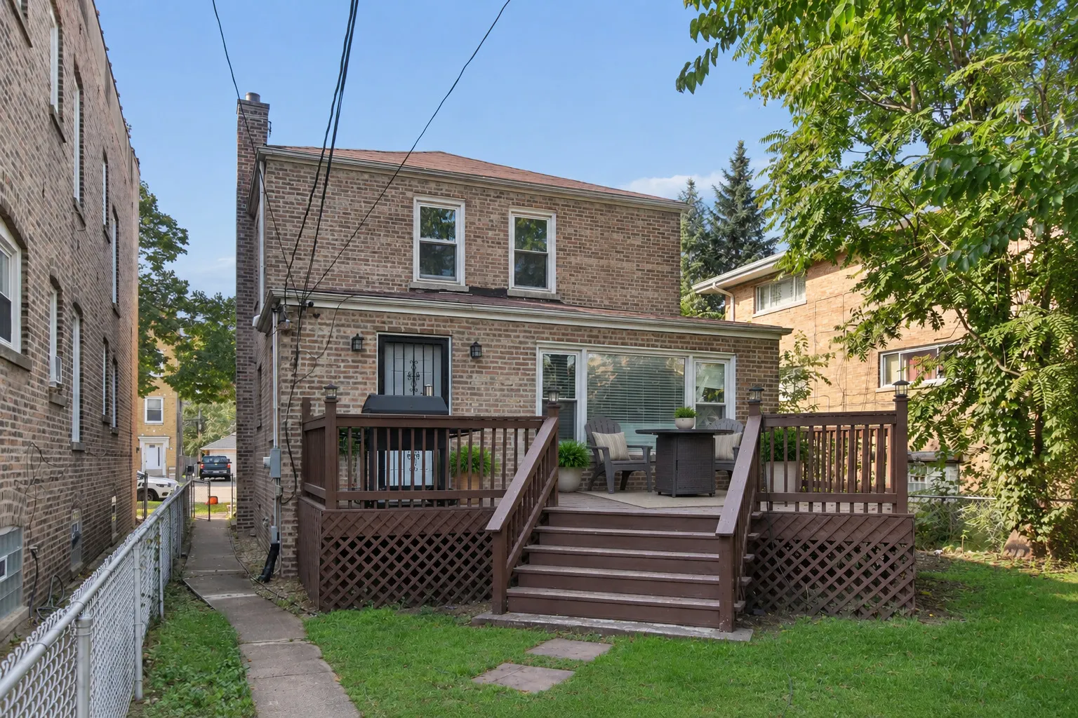 8211 S Eberhart Avenue IL