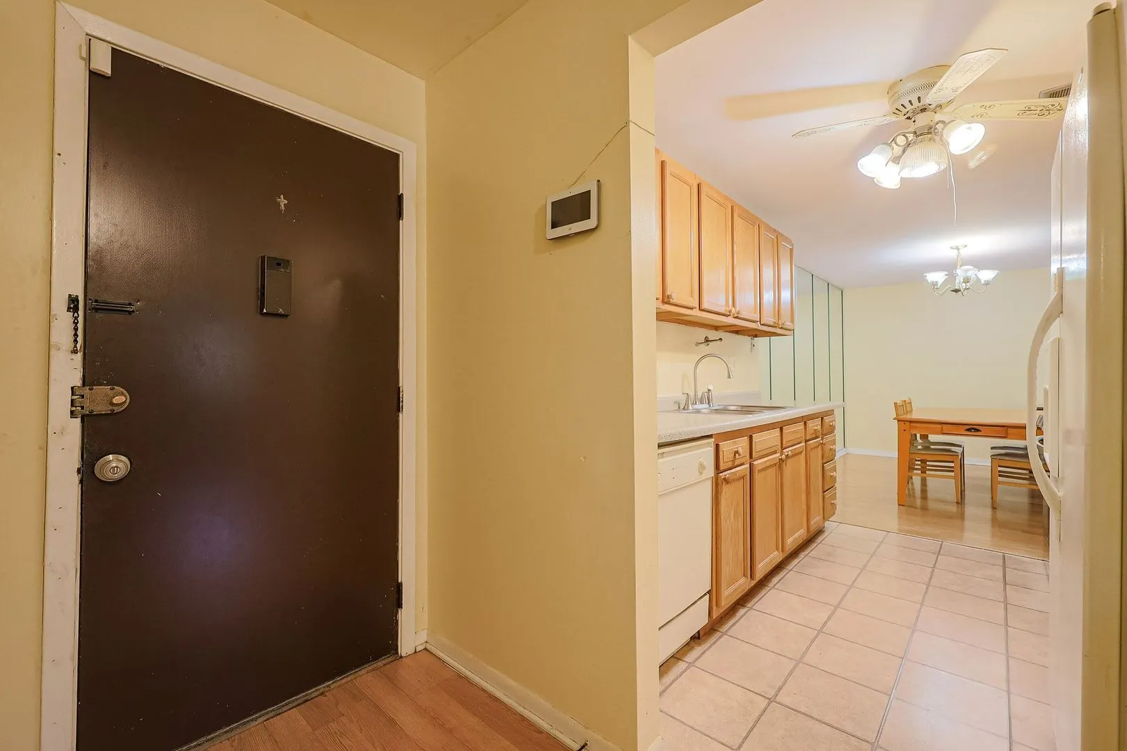 8970 N Parkside Avenue IL #106