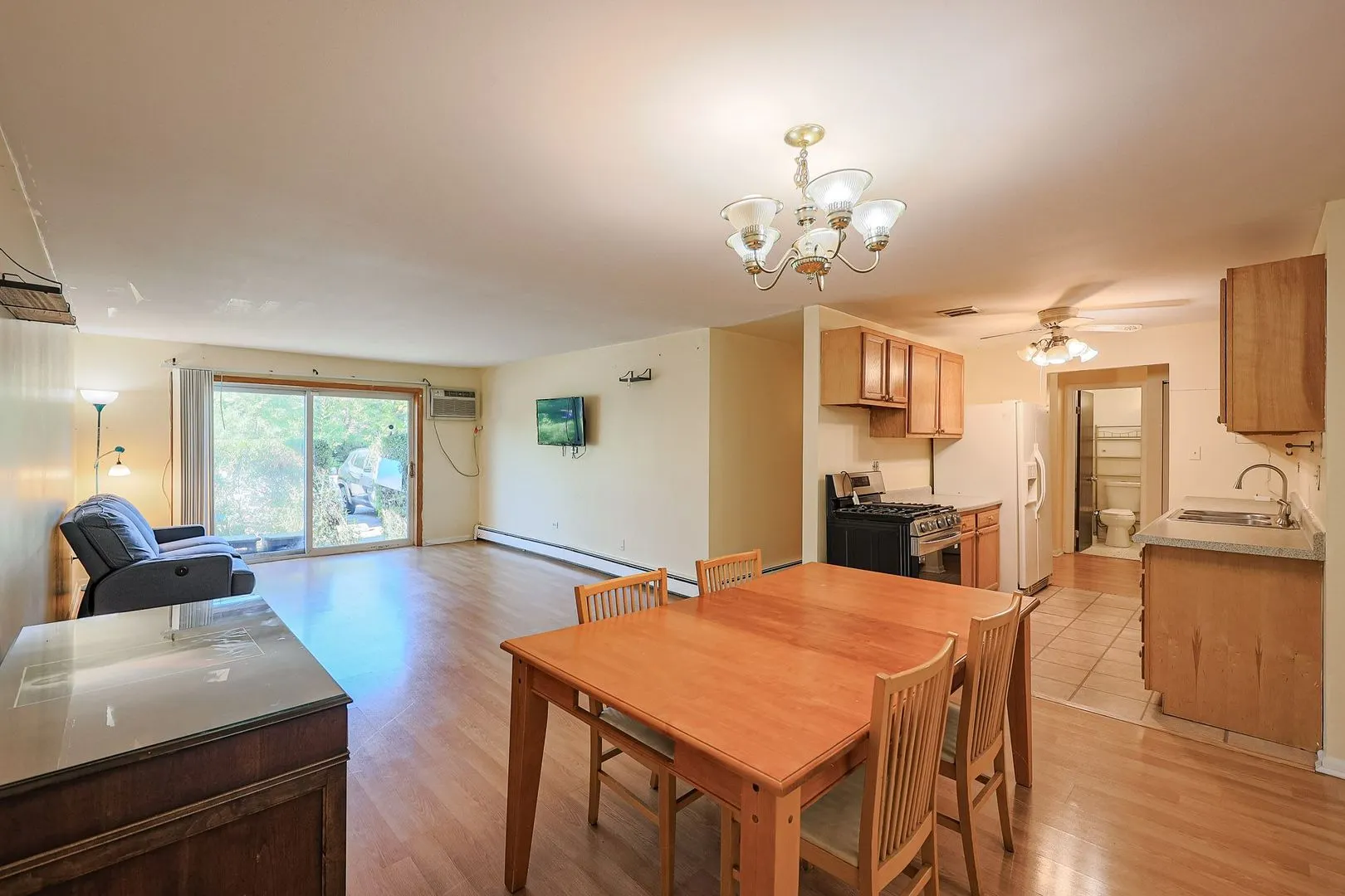 8970 N Parkside Avenue IL #106