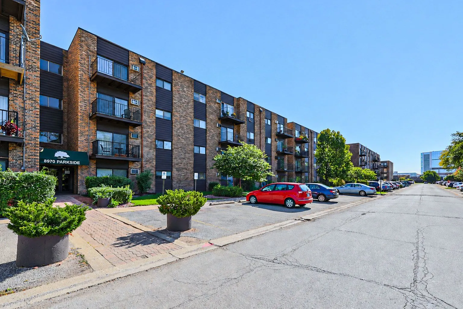 8970 N Parkside Avenue IL #106