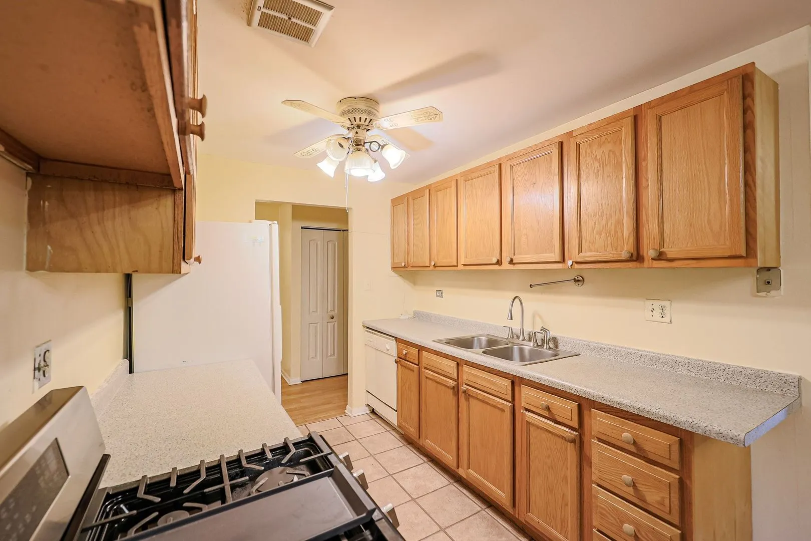 8970 N Parkside Avenue IL #106
