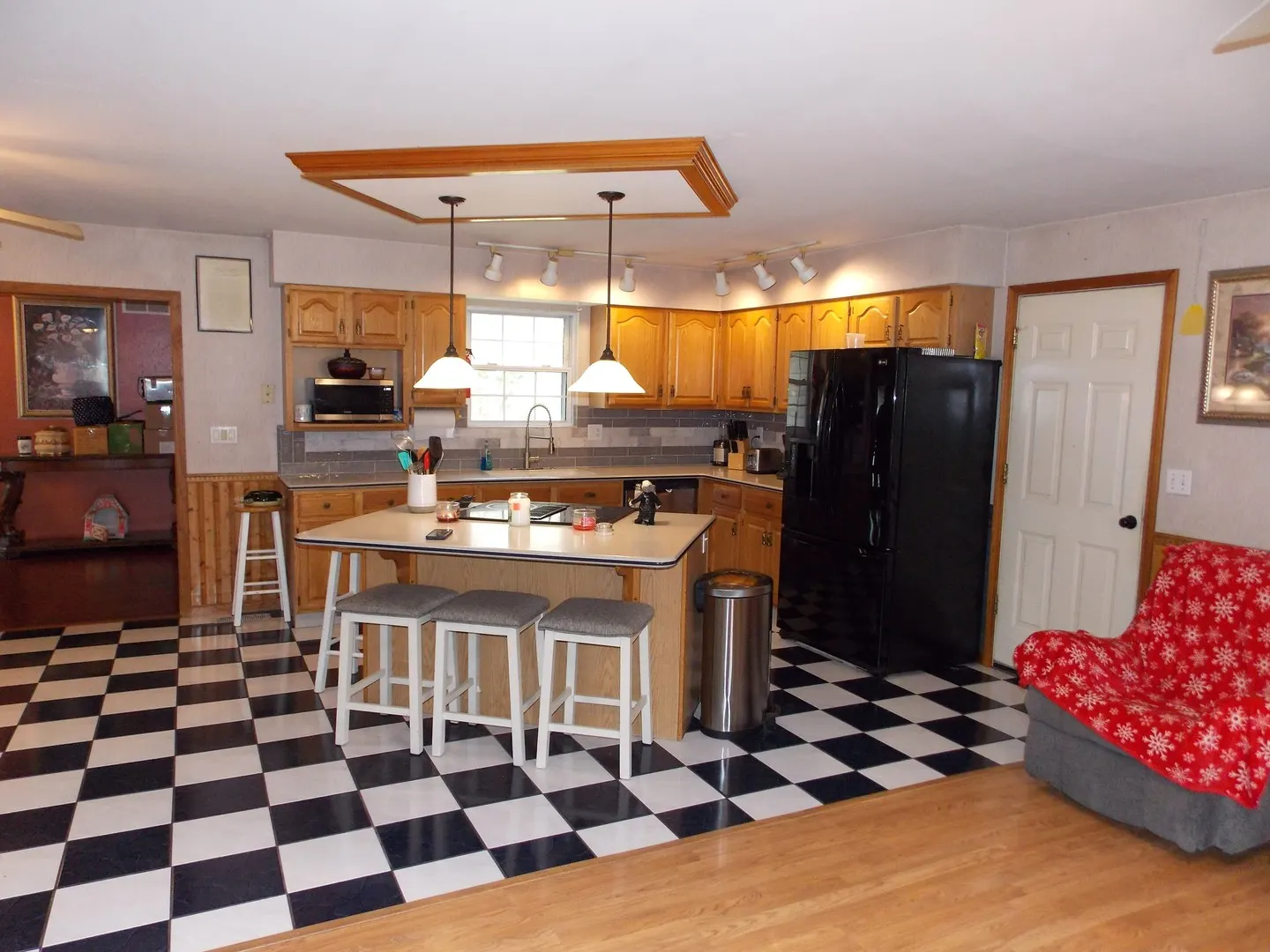658 Deerfield Road IL