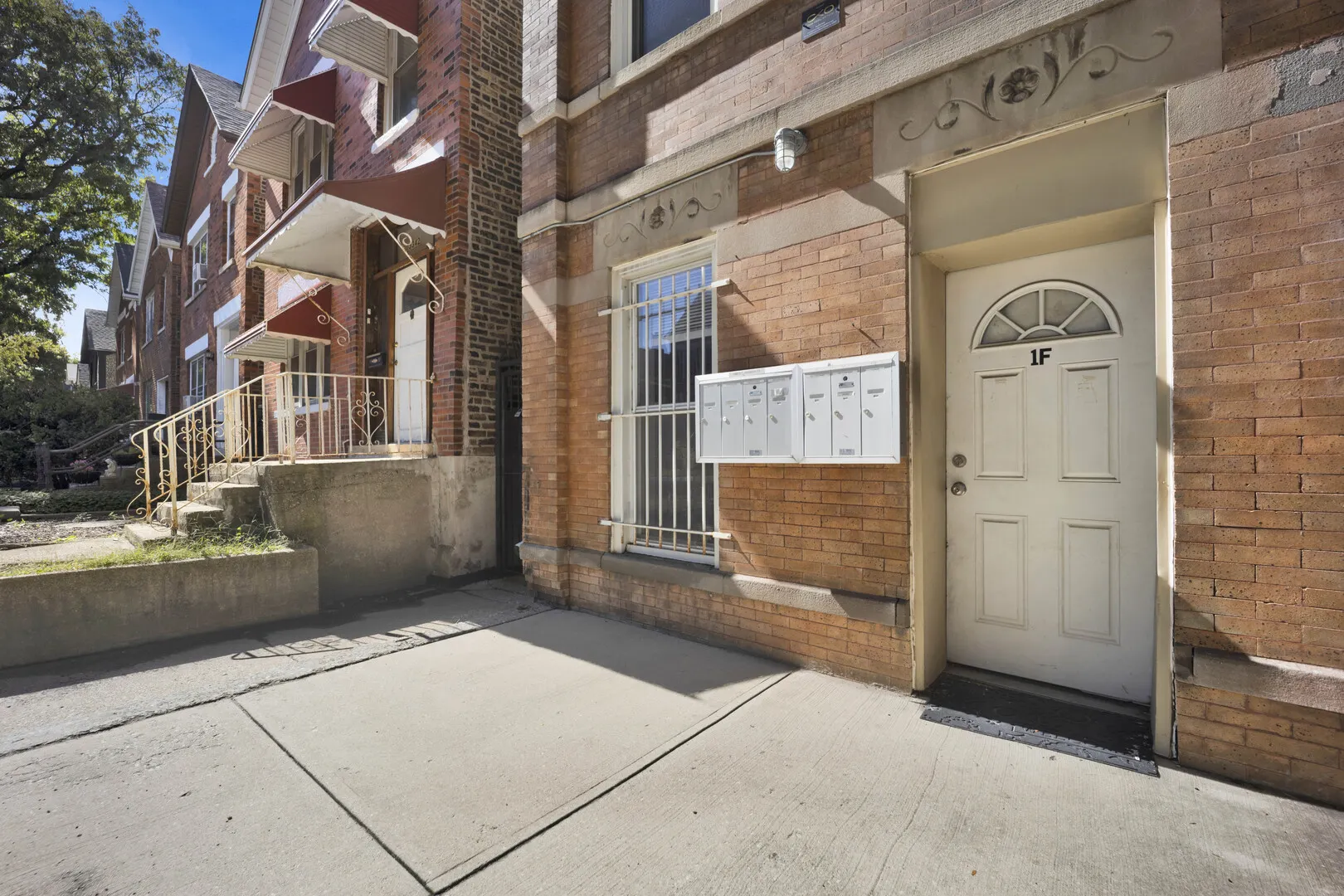 3340 S Carpenter Street IL #1F