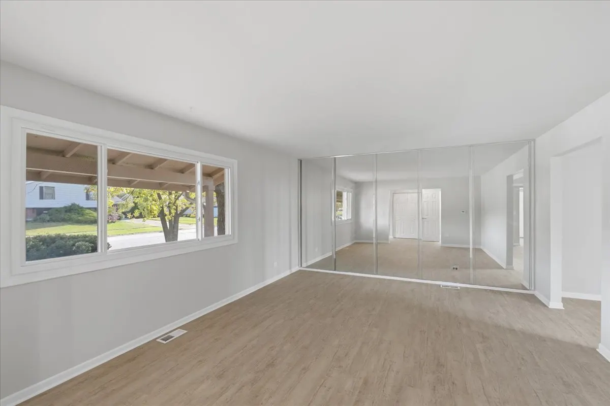 17480 Eastgate Drive IL