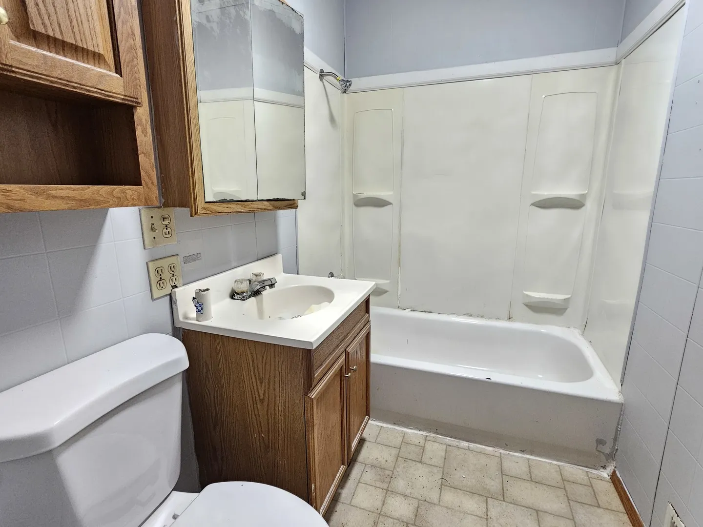 222 Renfrew Avenue IL