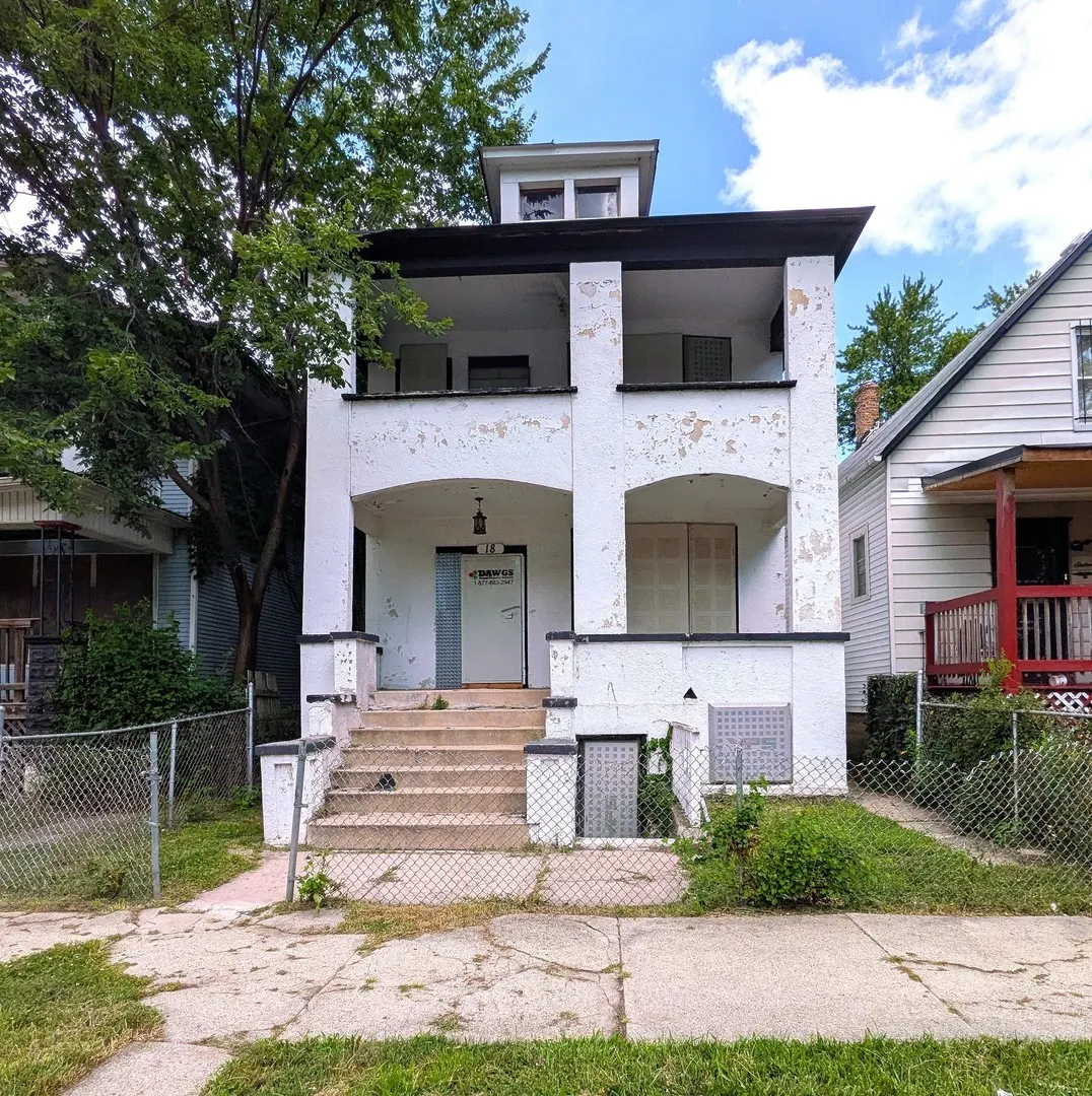 18 W 114th Street IL