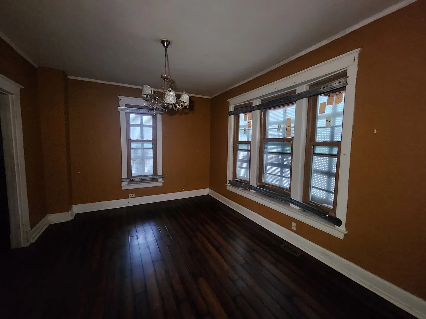 18 W 114th Street IL