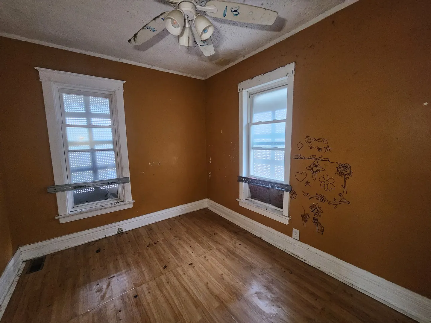 18 W 114th Street IL
