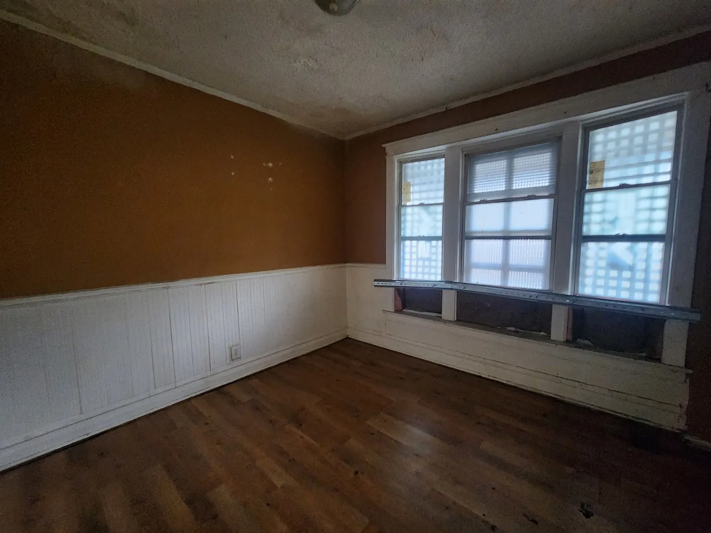 18 W 114th Street IL