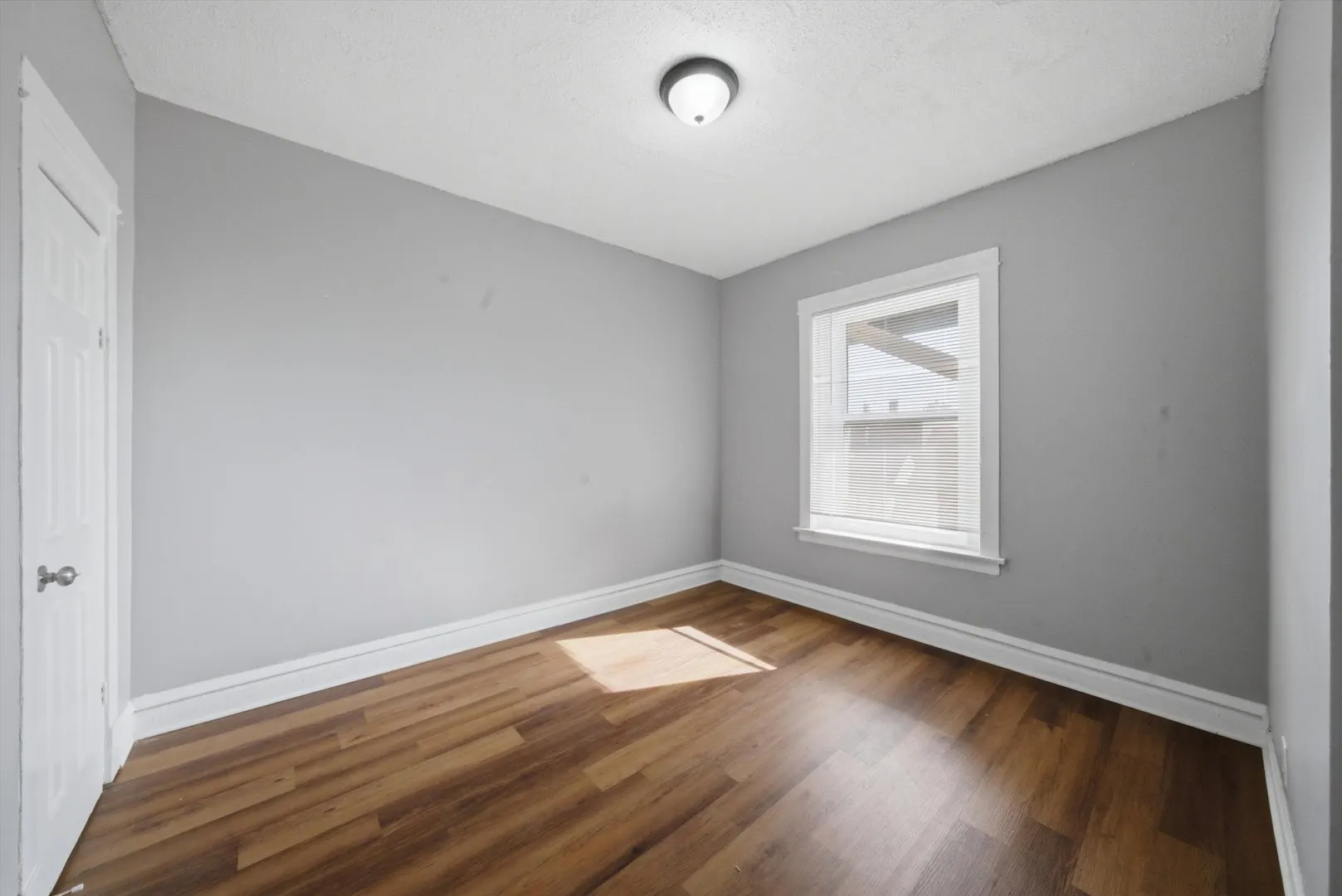 1843 W 54th Street IL #3W