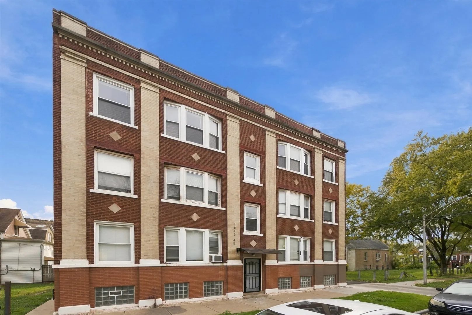 1843 W 54th Street IL #3W