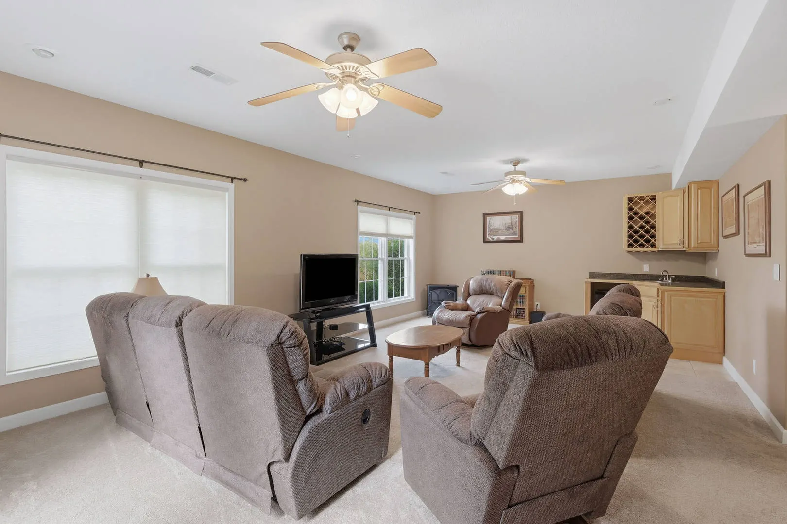 311 W 6th Avenue Court IL