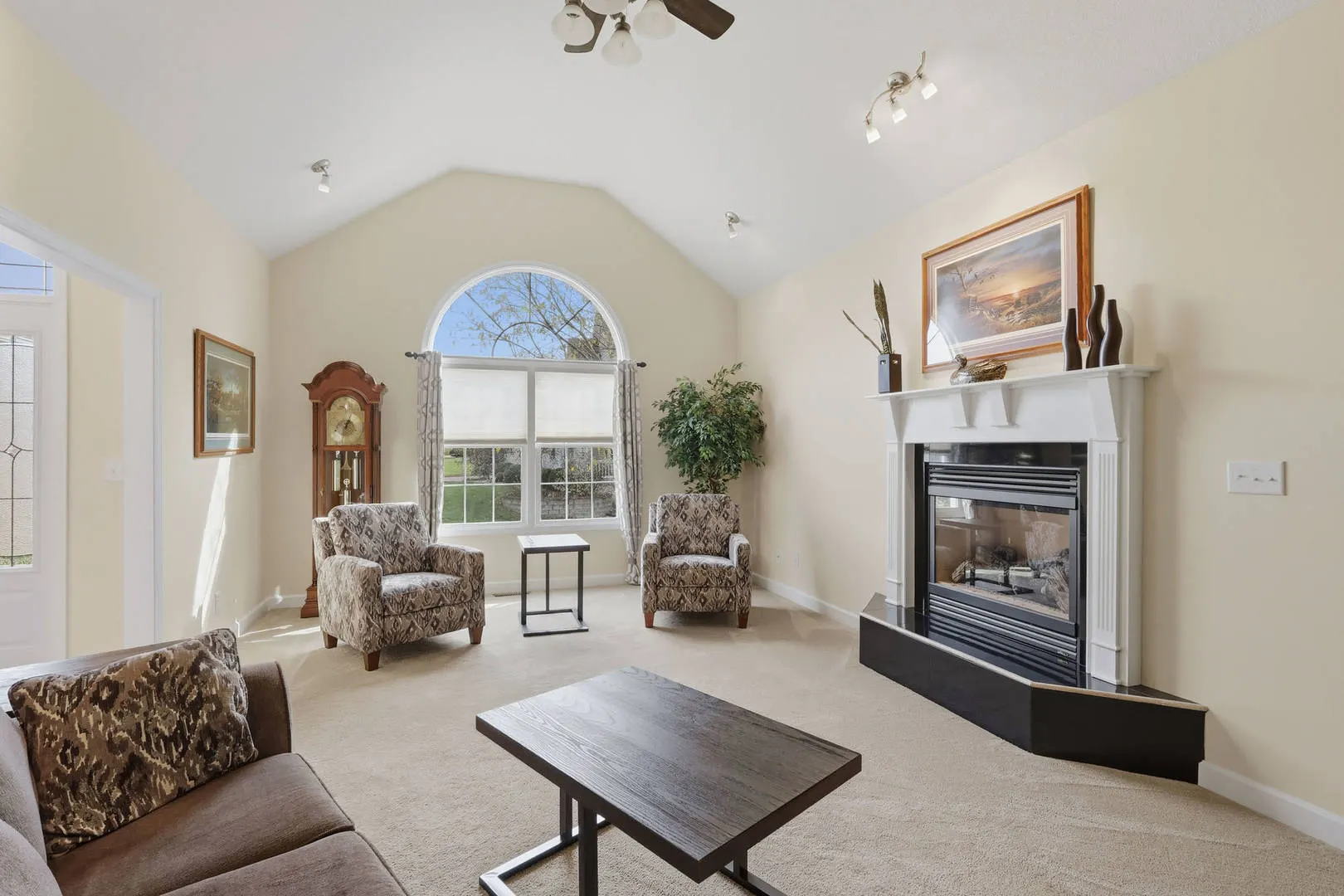 311 W 6th Avenue Court IL