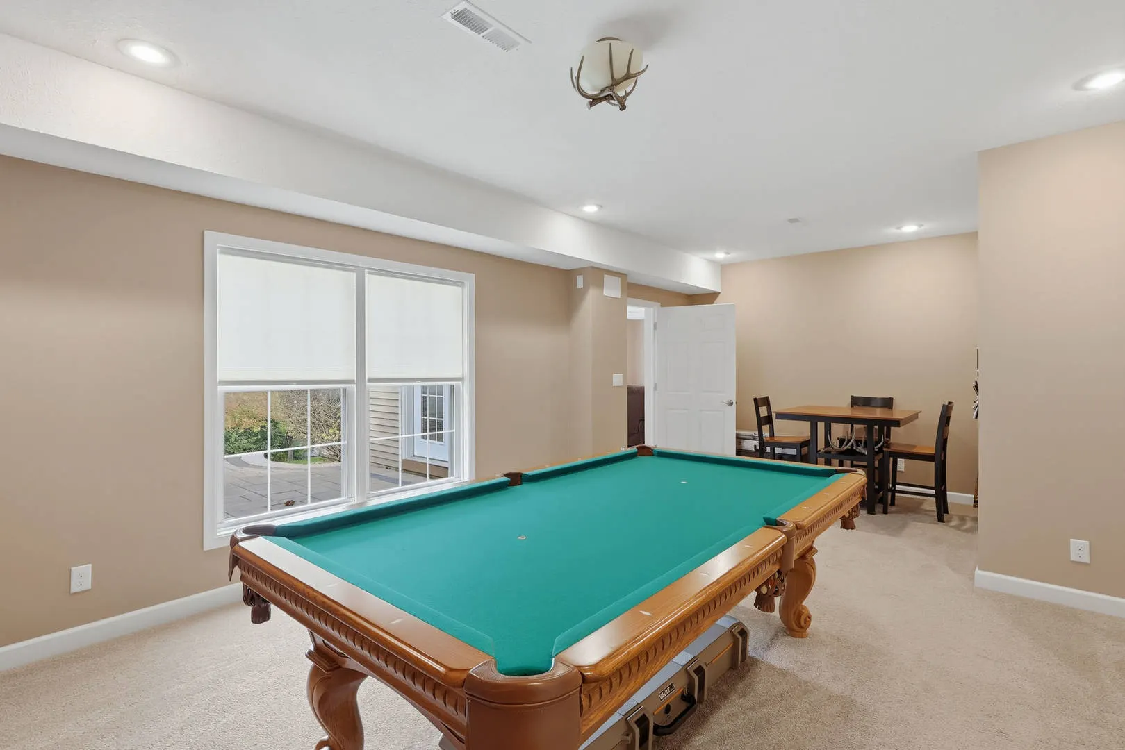 311 W 6th Avenue Court IL