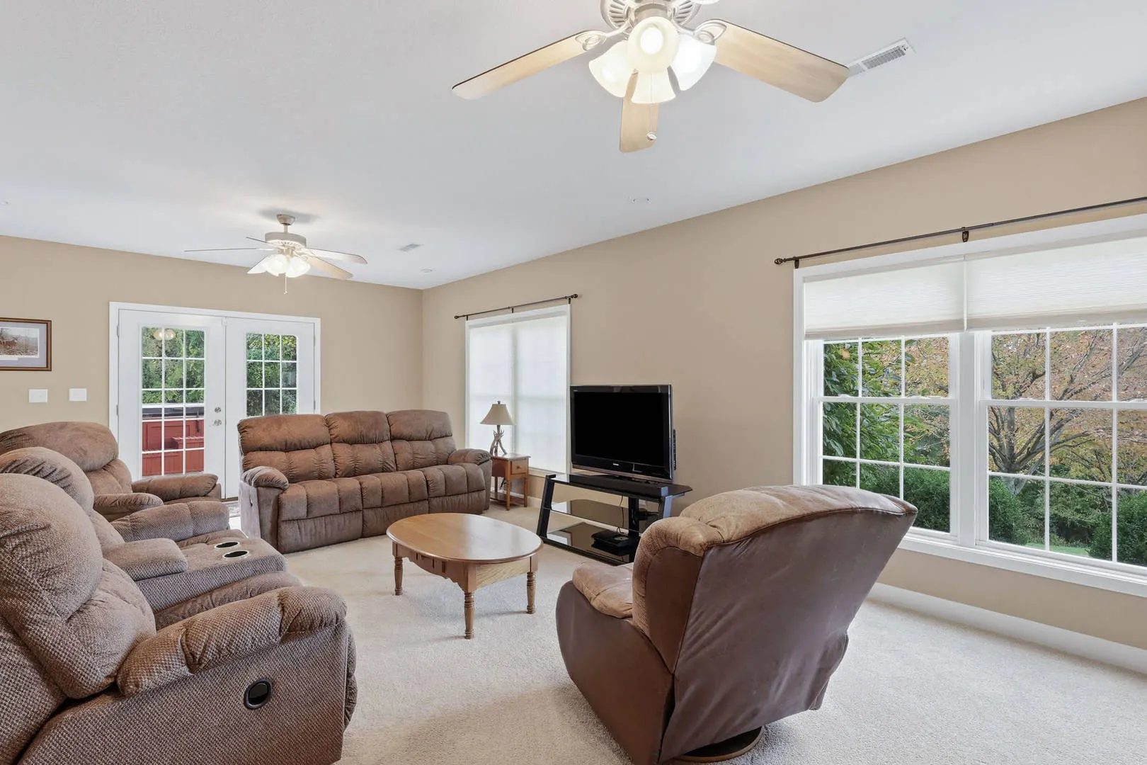 311 W 6th Avenue Court IL