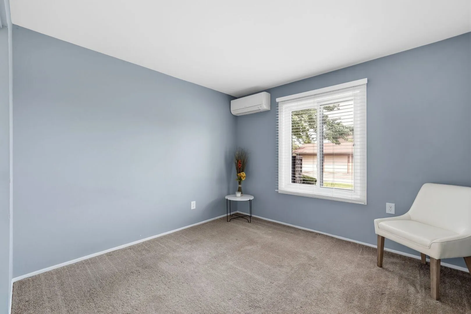 603 Garden Circle IL #1