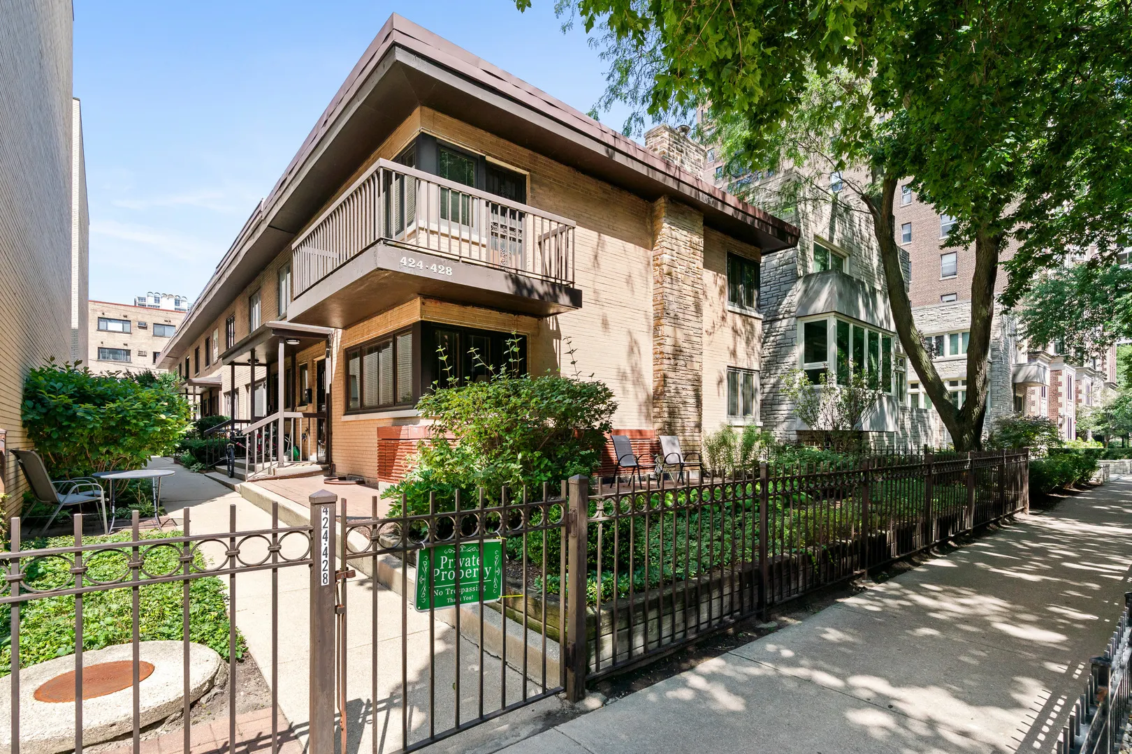 428 W Wellington Avenue IL #B
