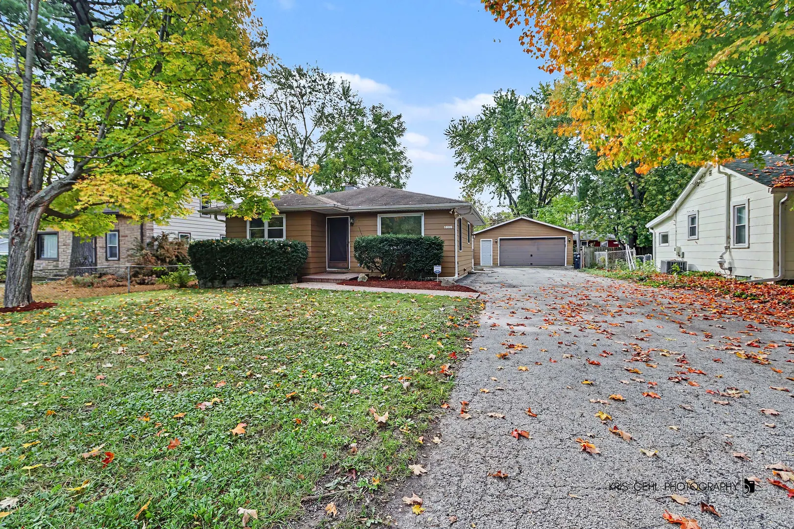 1609 19th Street IL
