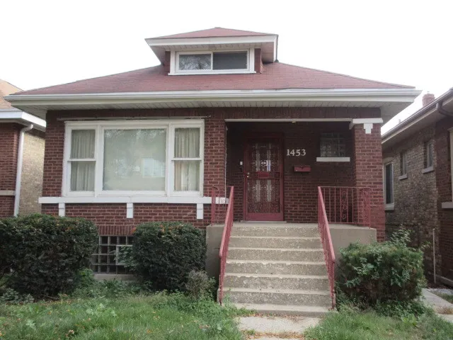 1453 N Long Avenue IL