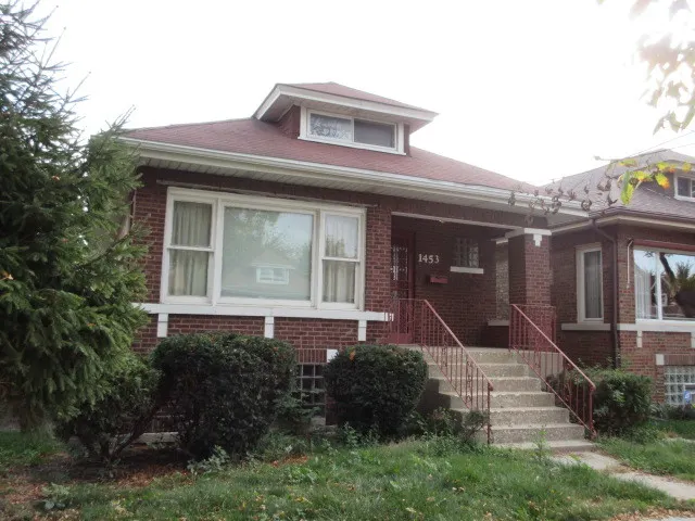 1453 N Long Avenue IL