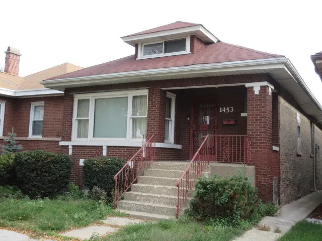 1453 N Long Avenue IL