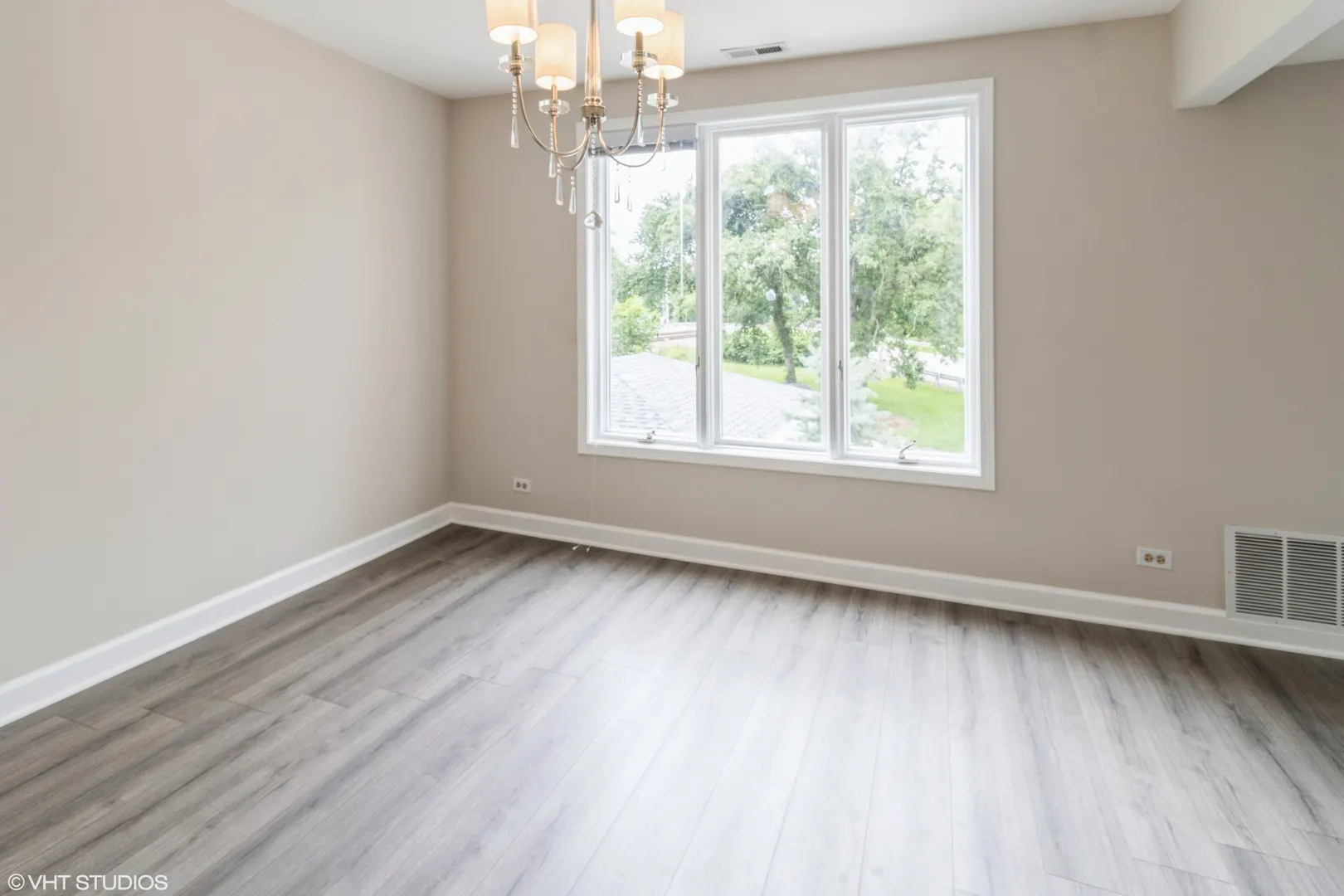 475 N East River Road IL #2