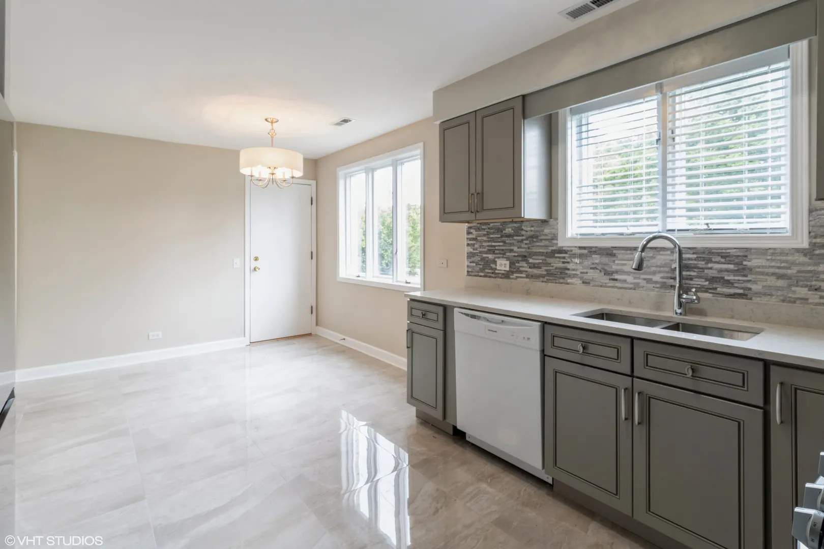 475 N East River Road IL #2