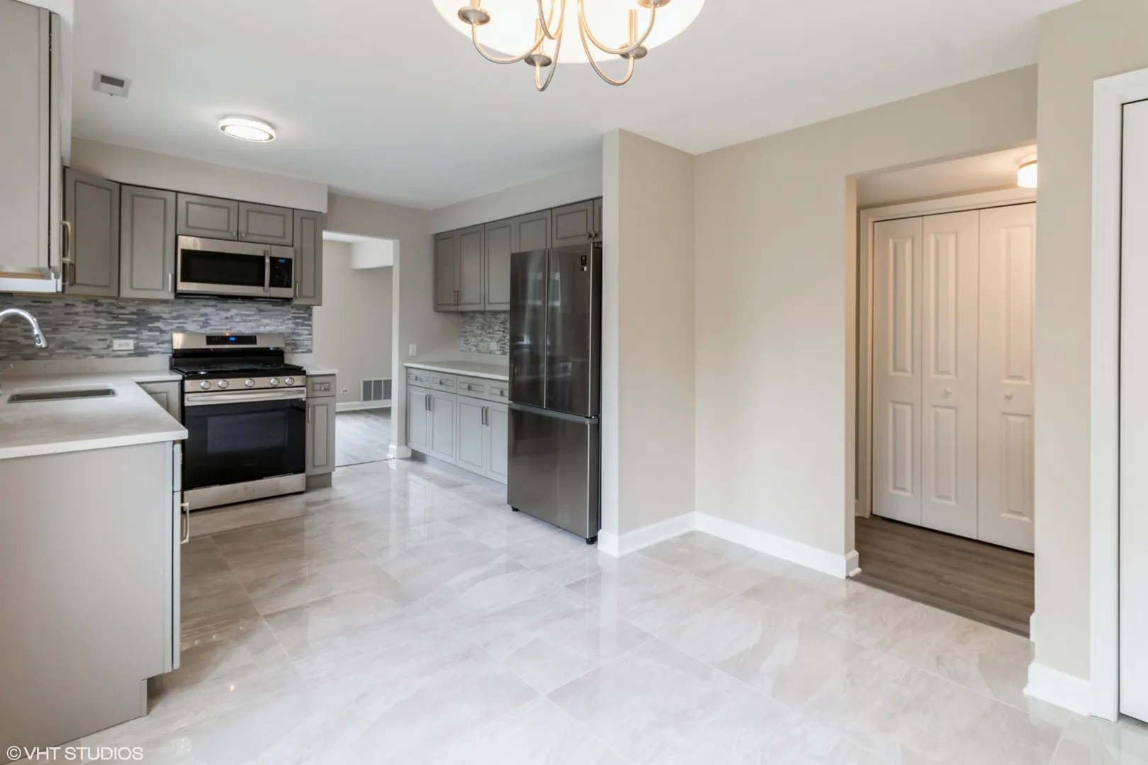 475 N East River Road IL #2