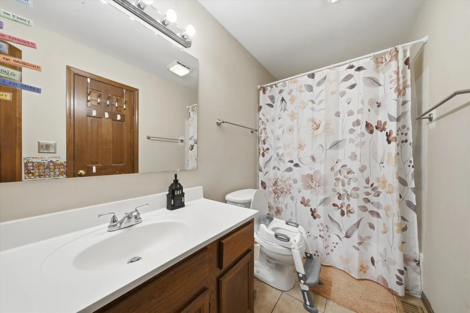 633 W Streamwood Boulevard IL #A