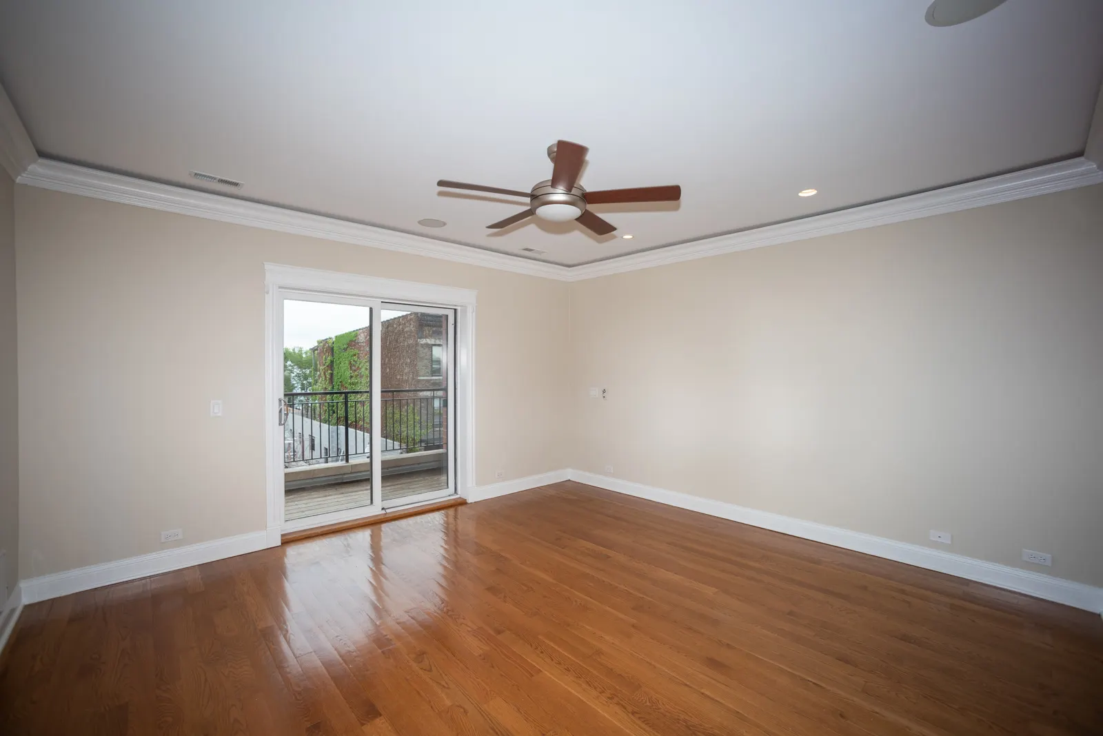 2904 W BELMONT Avenue IL #404