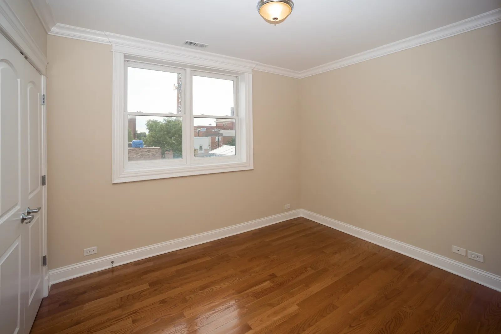 2904 W BELMONT Avenue IL #404