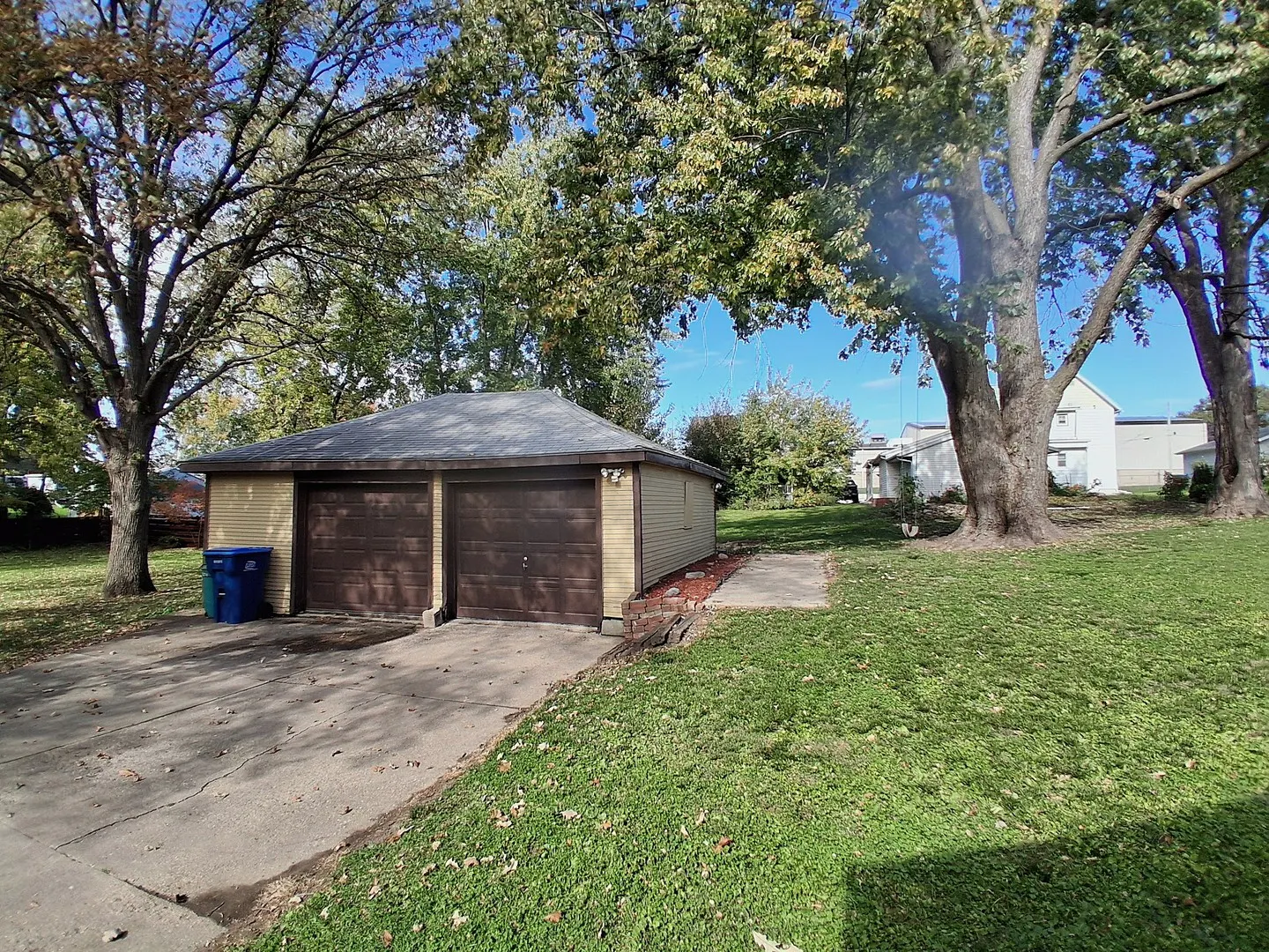 206 E Oak Street IL