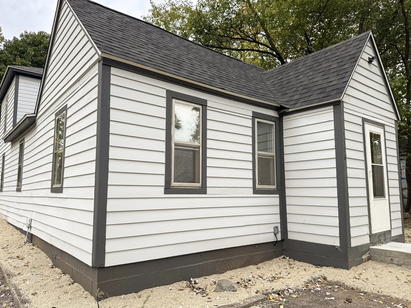 1506 10th Avenue IL
