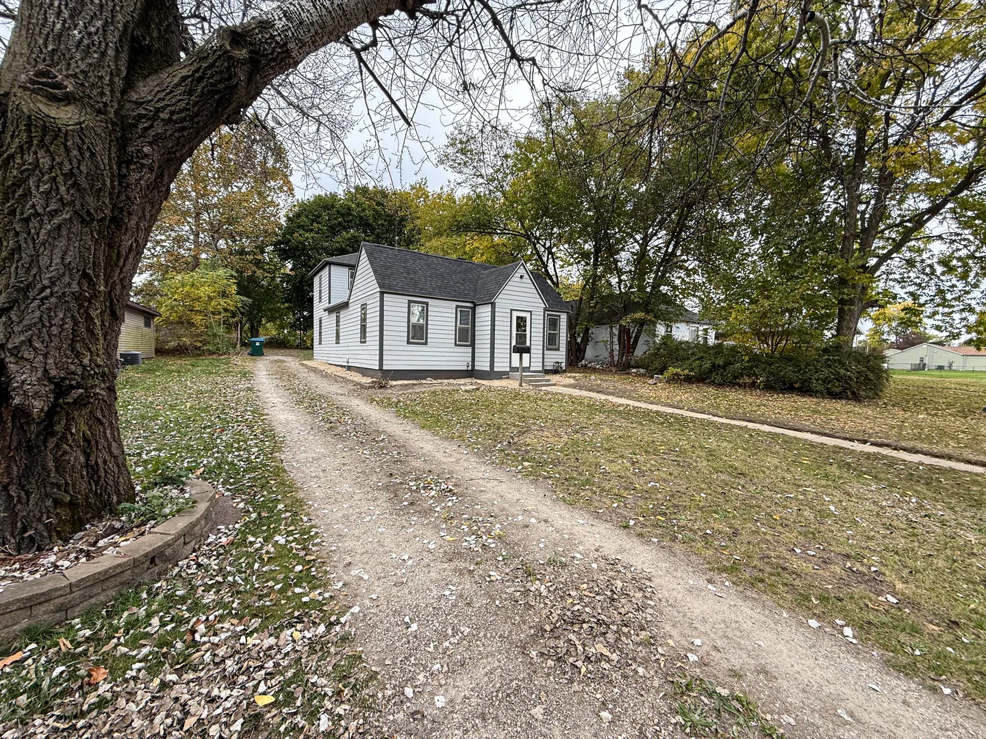 1506 10th Avenue IL