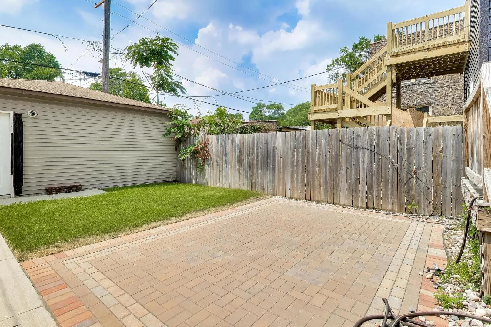 6524 S Eberhart Avenue IL