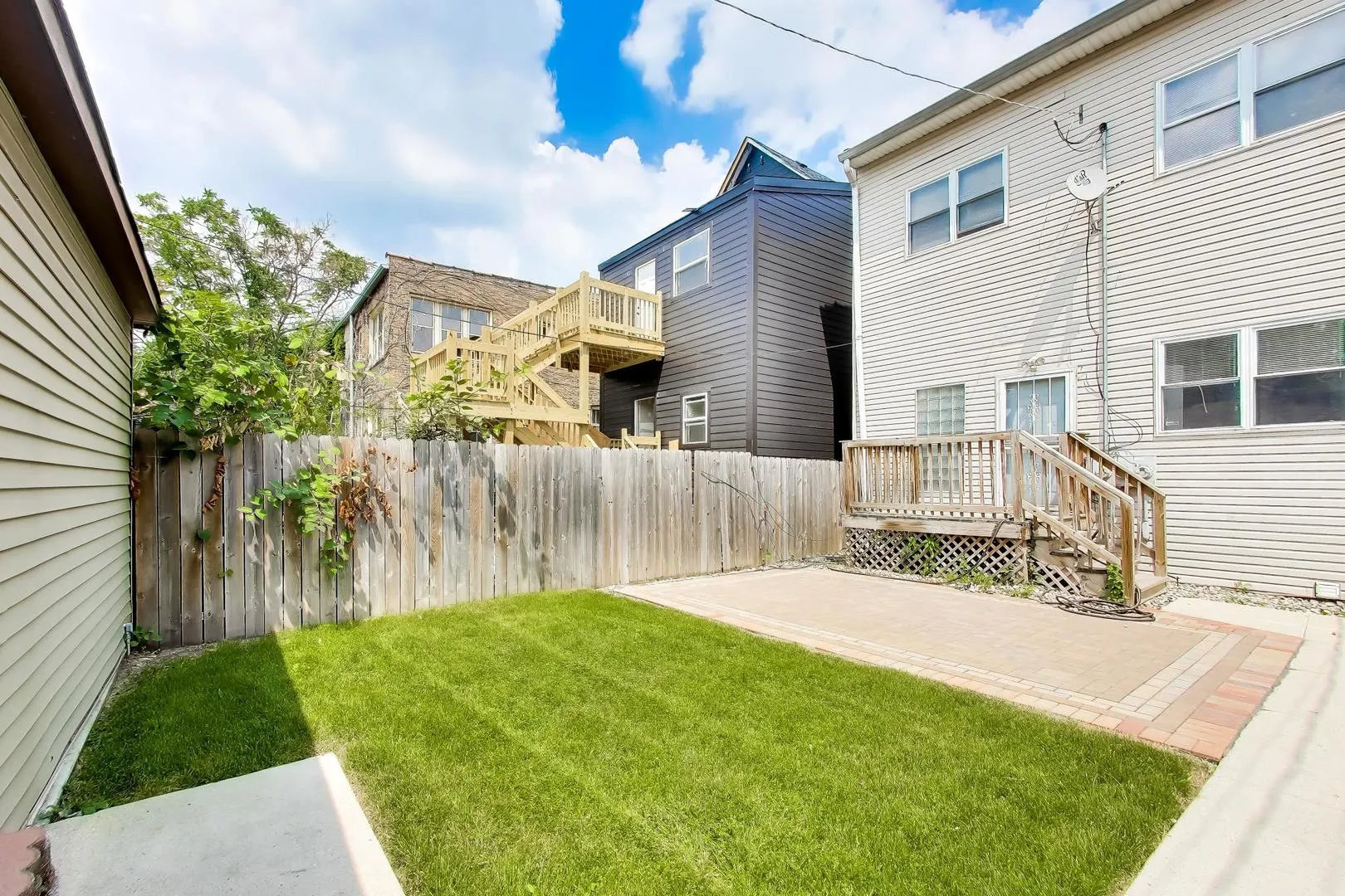 6524 S Eberhart Avenue IL