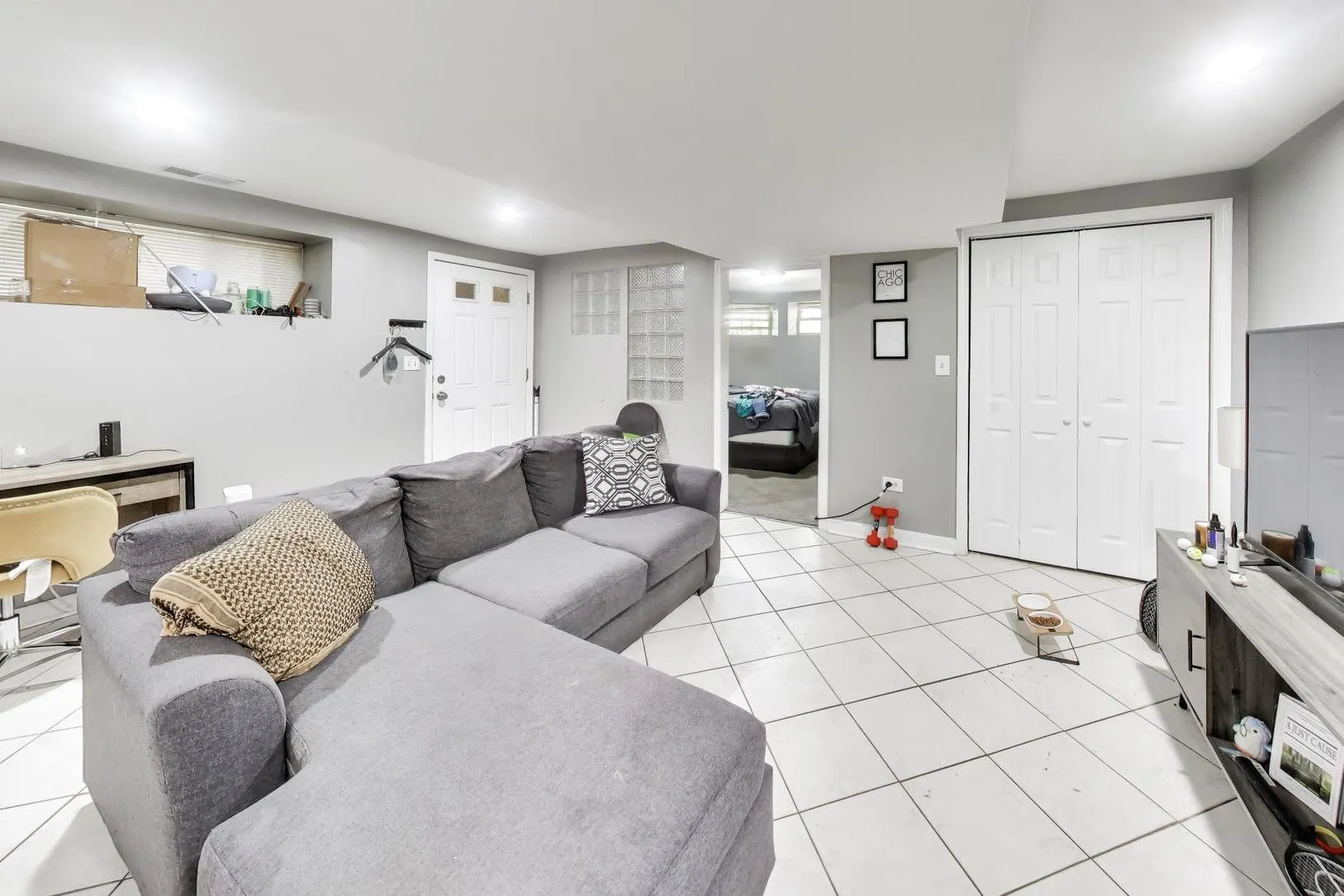 6524 S Eberhart Avenue IL