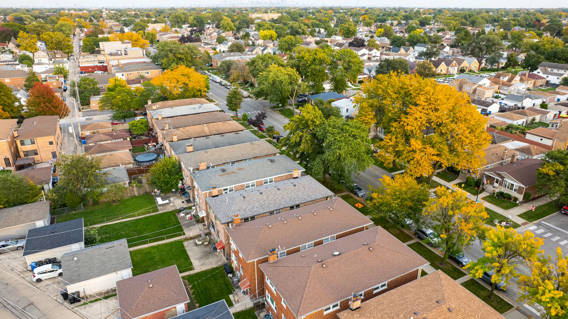 7828 W ADDISON Street IL
