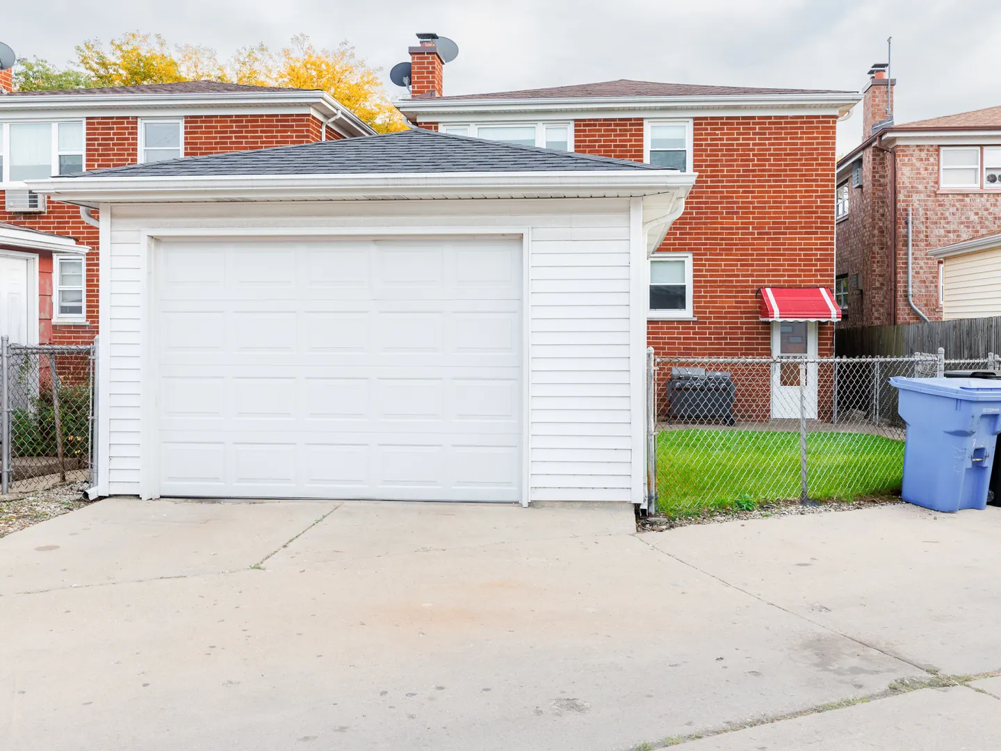 7828 W ADDISON Street IL